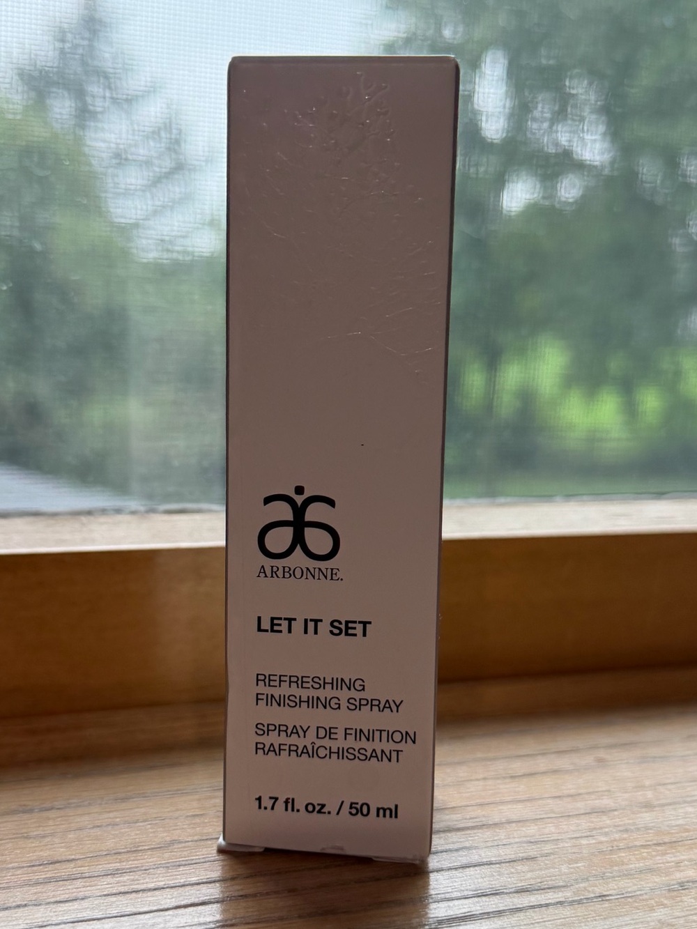 Arbonne Let It Set Refreshing Finishing Spray